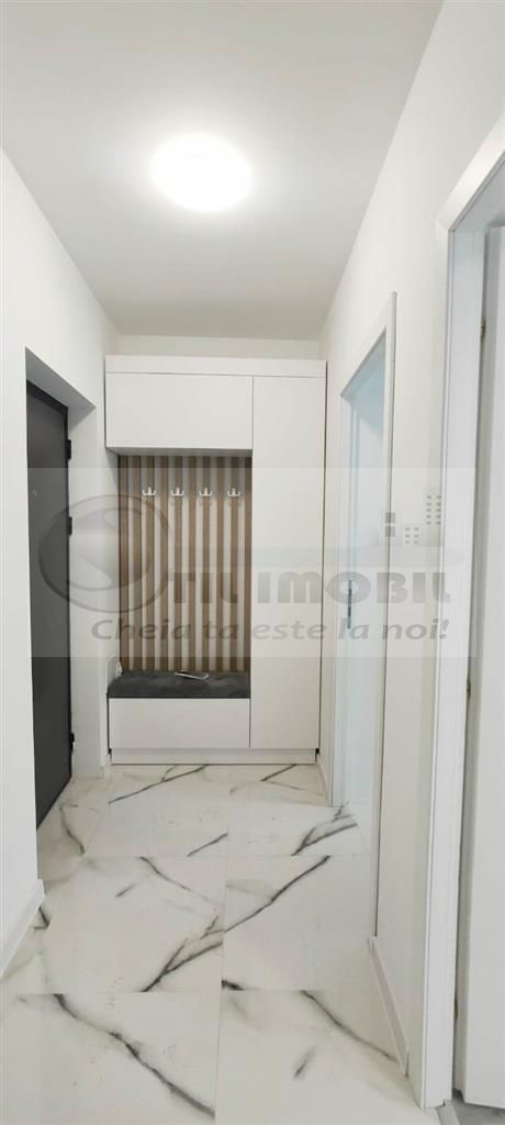 1 CAMERA CETATUII DECOMANDAT - Poză 3