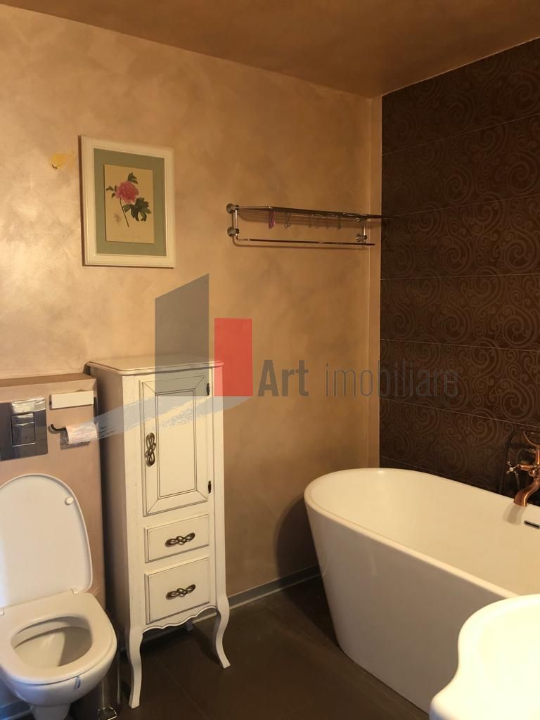 Lacul Tei - Parcul Circului - str. Maica Domnului - LiBER - Poză 6