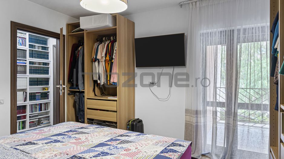 Ghencea, Casa Spatioasa cu 4 Camere, 158 mp, Nemobilata, Curte Amenajata - Poză 18