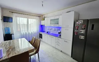 Vila 6 camere la intrare in Dobreni - Poză 13