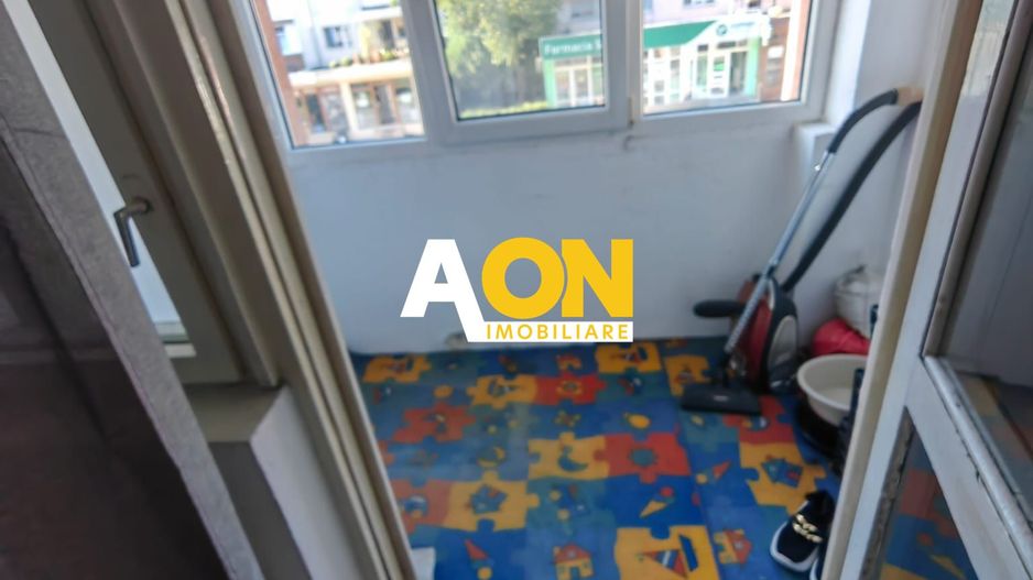 Apartament 3 Camere, Decomandat, Zona Cetate, Etaj 1 - Poză 16