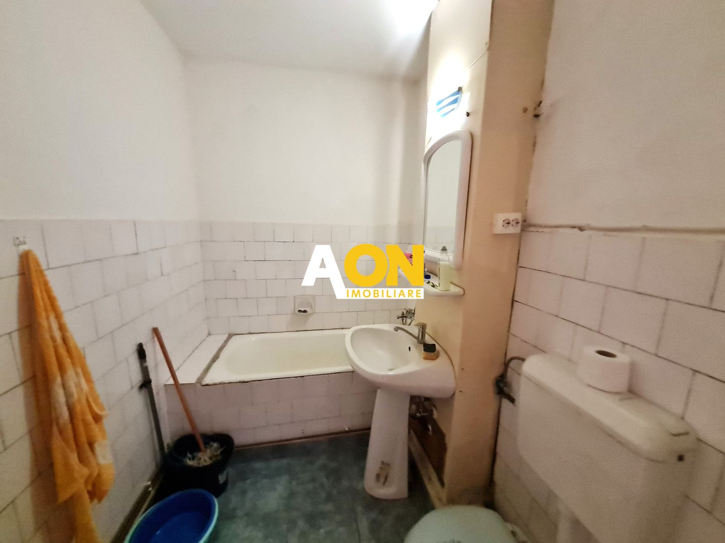 Apartament 2 Camere, Etaj 3, 54 mp, Semidecomandat, Zona Cetate - Poză 11