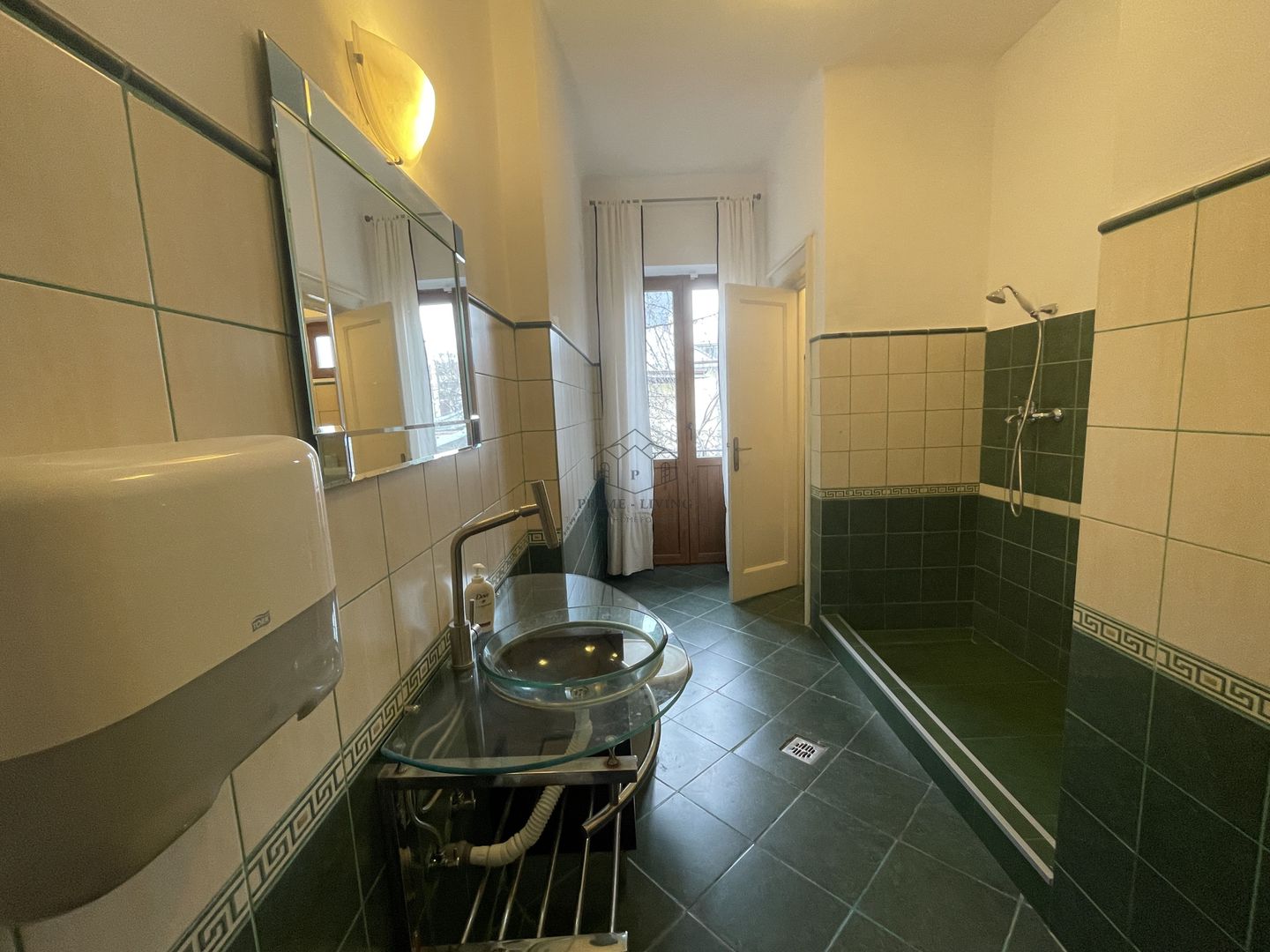 VILA SUPERBA LA INCHIRIERE PRETABILA CA SPATIU DE BIROU SAU REZIDENTA - Poză 33