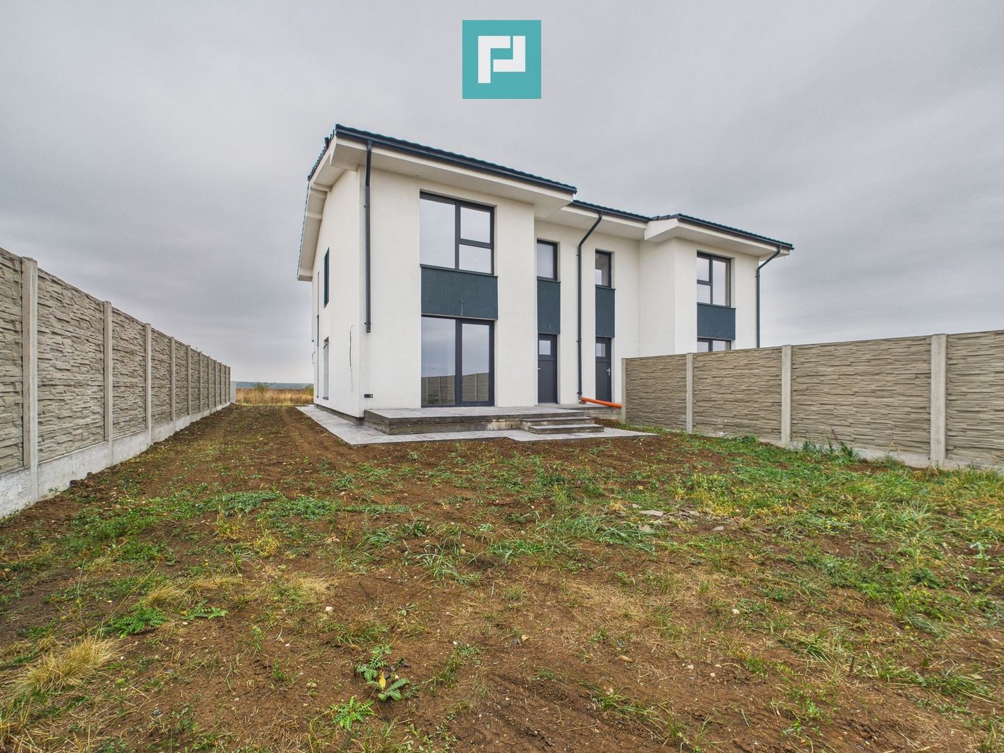 Duplex semi-finisat cu 3 camere, 3 băi în Pișchia - Poză 3