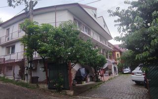 Casă/ Vila, 2008, 700mp, 1000mp D(P) + 2 + Pod - Poză 1