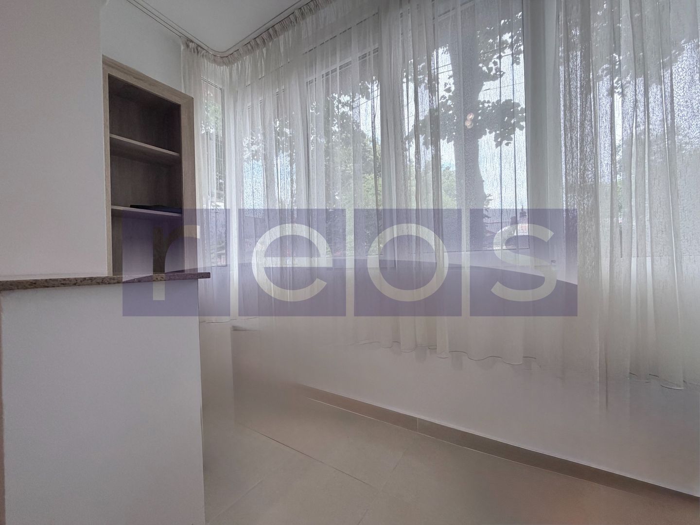 VANZARE | 2 CAMERE | METROU BAZILESCU | COMPLET RENOVAT | MOBILAT SI UTILAT - Poză 4