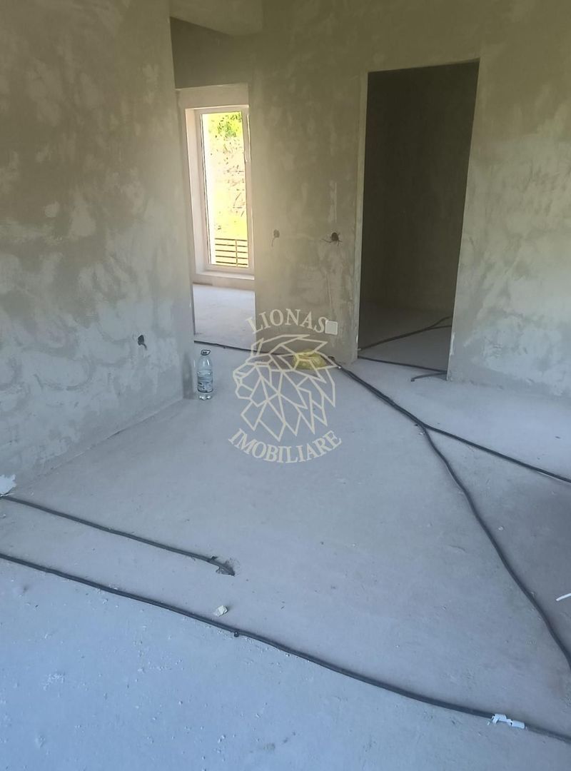 2 Case in Duplex 4 camere 125 mp-curte-terasa 37 mp -garaj-Tauti - Poză 5