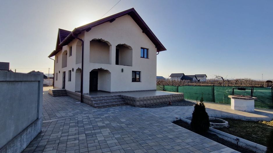 Vand Casa Baia-Suceava - Poză 1