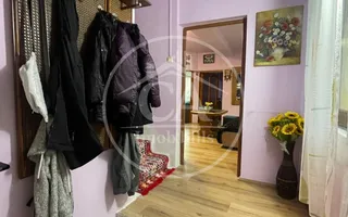Casa de vânzare cu 7 camere in zona Nufarul, Oradea - Poză 14