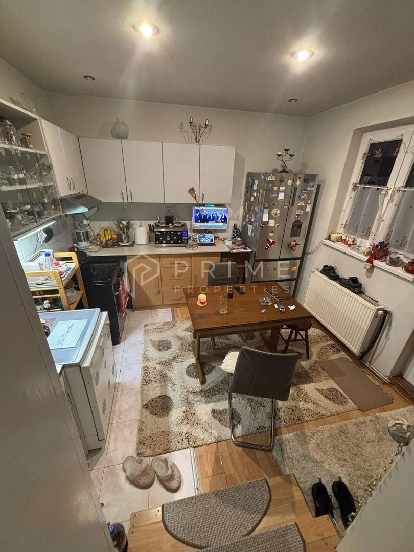 Casa cu front stradal,  7 Noiembrie, ideala clinica/cabinet/locuinta - Poză 9