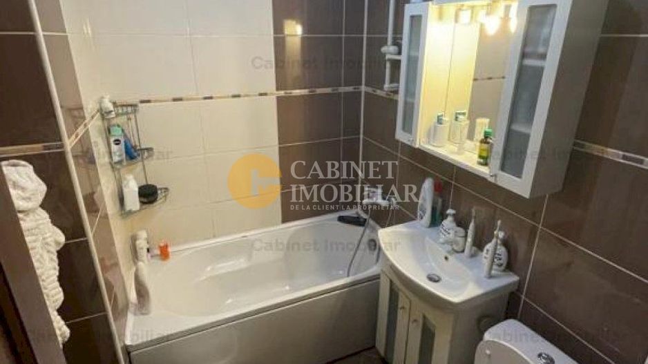 3 camere decomandat - Etaj Intermediar - Rond Podu Ros - Poză 3