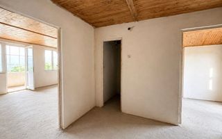 APARTAMENT CU POTENȚIAL EXCELENT! UNIREA! - Poză 2