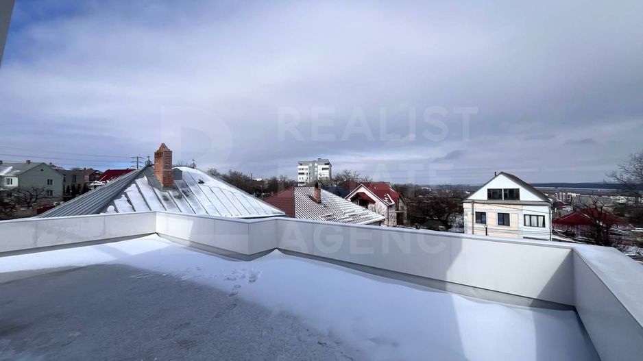 Vânzare, Hi-Tech, 2 nivele, 4  camere, strada Nucarilor,Cricova - Poză 4