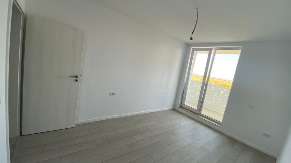 Giroc-Neptun | 2 Camere  | Decomandat | Lift | Disponibil imediat - Poză 3