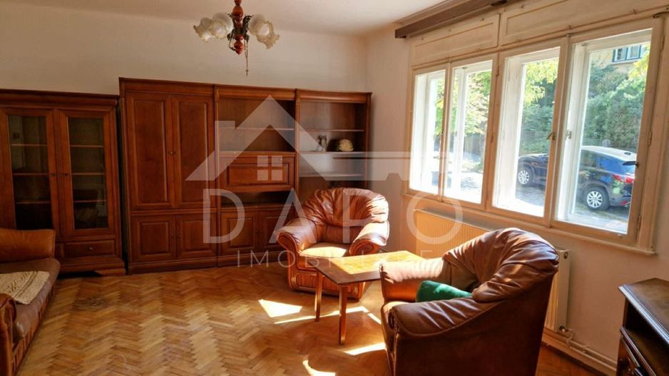 Casă ultracentrală, singur în curte Târgu Mureș – 2 Apartamente - Poză 2