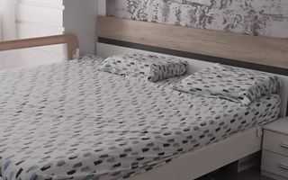 Apartament cu trei camere, zona Straduintei, 95.000€ negociabil - Poză 1