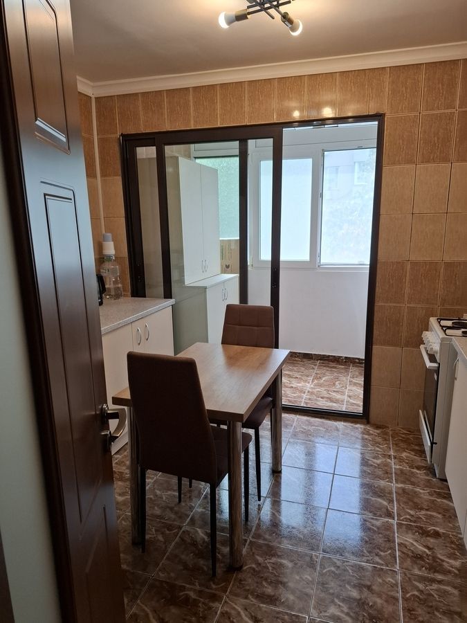 Apartament cald si luminos, 2 camere Ghencea - Poză 5