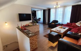 Casa 10 camere, ideala ca pensiune, zona Cetatii Alba Carolina - Poză 24