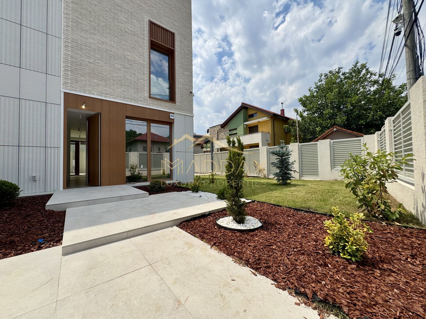 Vila cu 6 camere *575mp* / 2 locuri parcare // Pipera- Iancu Nicolae - Poză 75