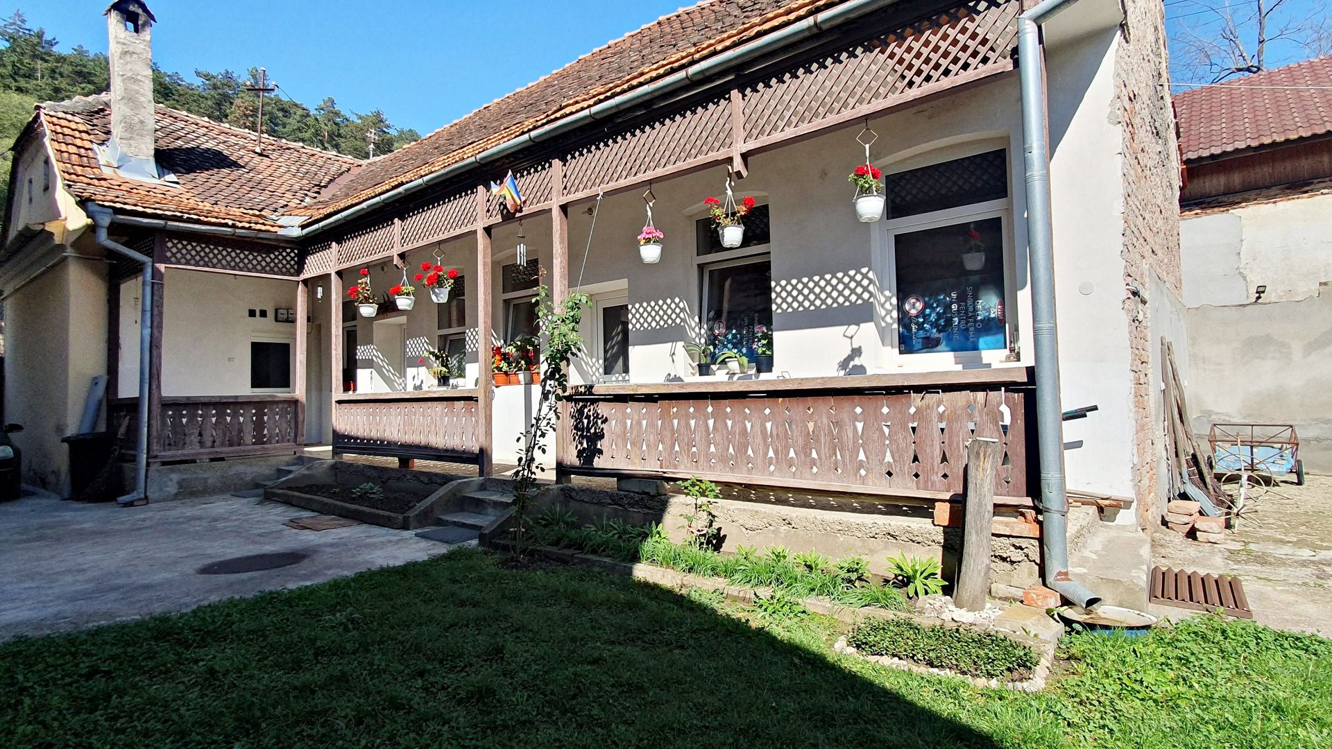 Com Tarlungeni sat Zizin, casa spatioasa 4 camere, comision zero - Poză 1