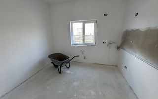 Aproape de benzinaria ESO. Finisaje la alegere - Poză 6