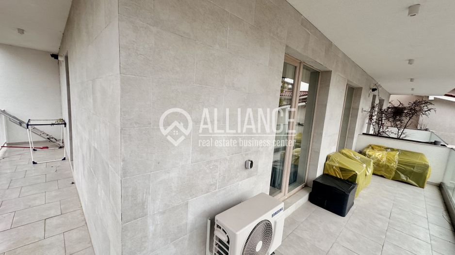 Apartament terasă panoramică de 24 m2 | piscină rooftop | la 5' mare - Poză 10