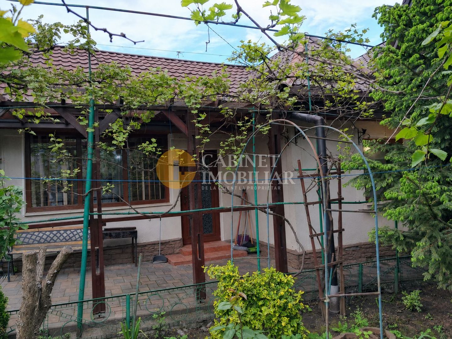 Casa Tatarasi, 4 camere, 137mp, curte cu garaj, libera! - Poză 1