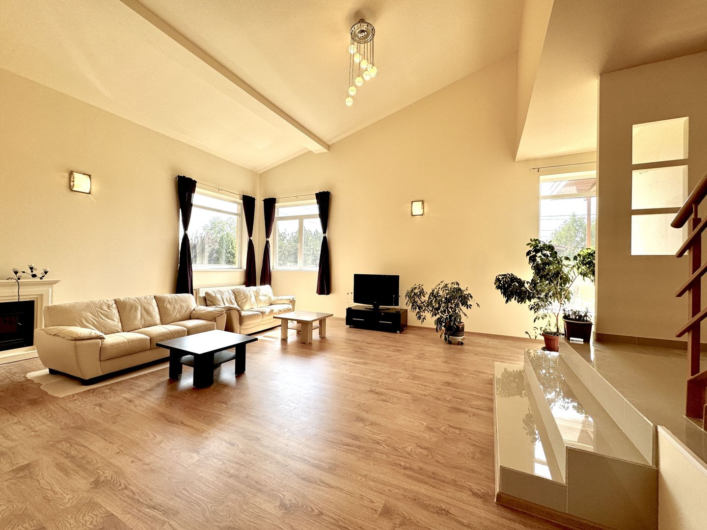 Proprietate de închiriat Dumbrăvița - Kaufland - Poză 5