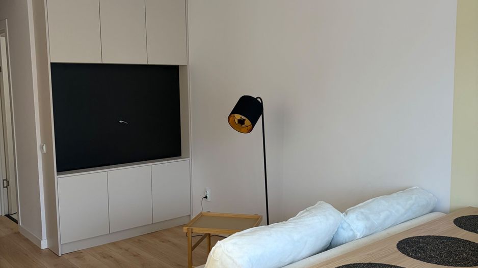 Apartament de inchiriat | 2 camere | Floresti - Poză 1