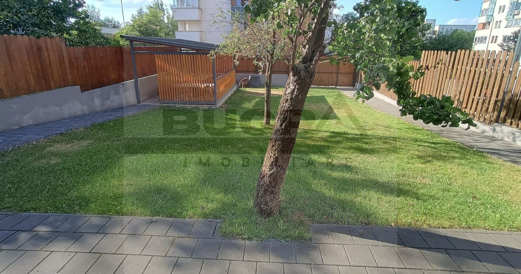 Cladire moderna, superfinisata 500 mp, teren 600 mp, 8 parcari - Poză 11