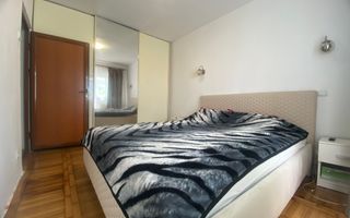 Compartimentare decomandata! Vanzare apartament cu 3 camere-Micro 11 - Poză 5