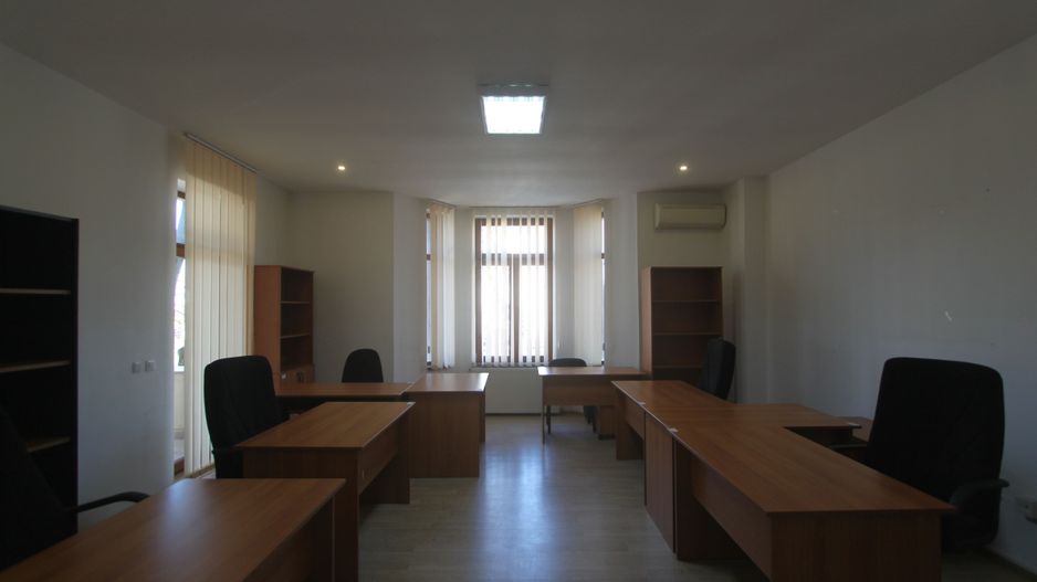 Birouri pe Take Ionescu - 2000 euro+TVA - Poză 2