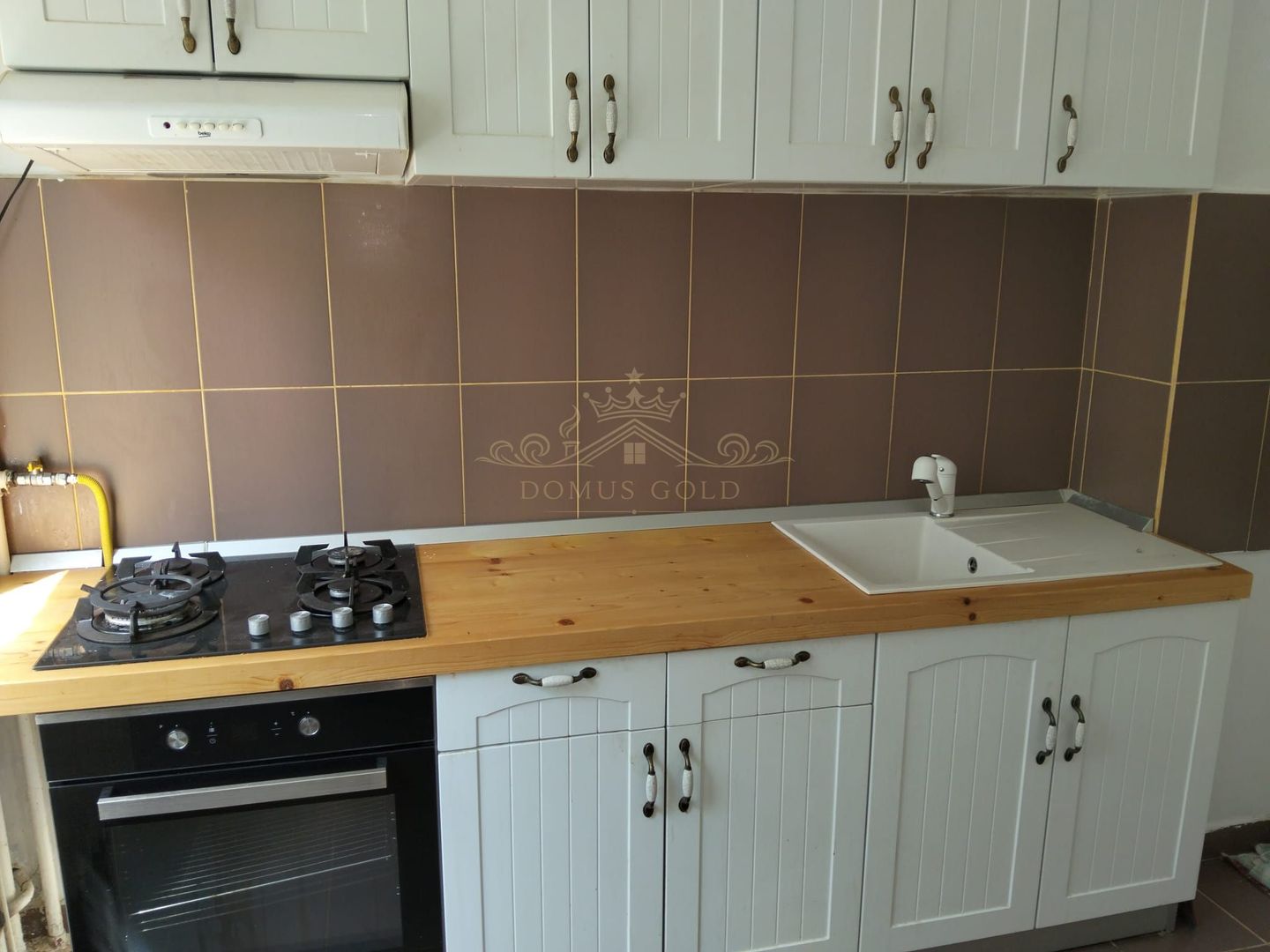 Vind apartament 3 camere in Gheorgheni . - Poză 51