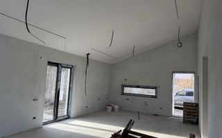 Casa individuala pe un singur nivel, zona Sura Mica - Poză 6