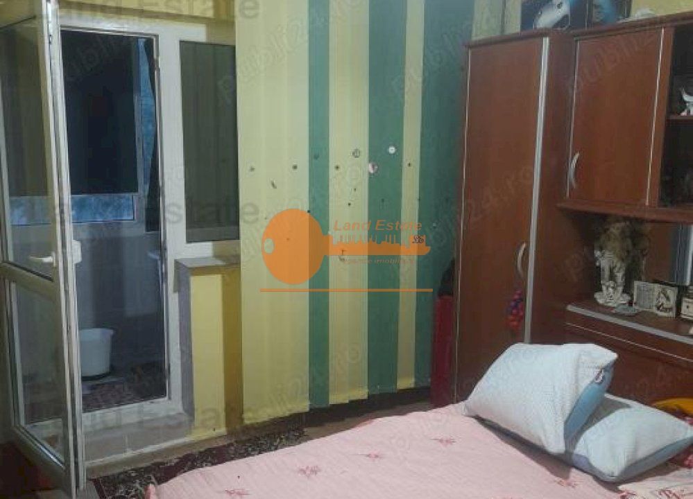 Vanzare 2 camere Ozana - Poză 2