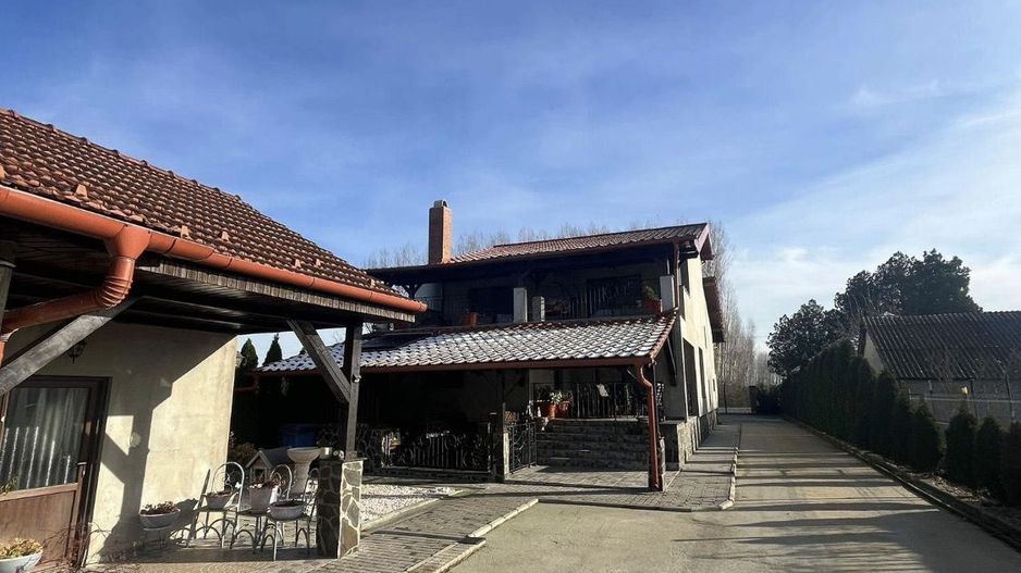 Casa de vanzare - Poză 2