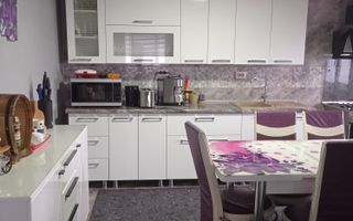 Casa 5 camere 220 mp-teren 2500 mp- terasa/garaj-Dealul Dumitrei - Poză 1