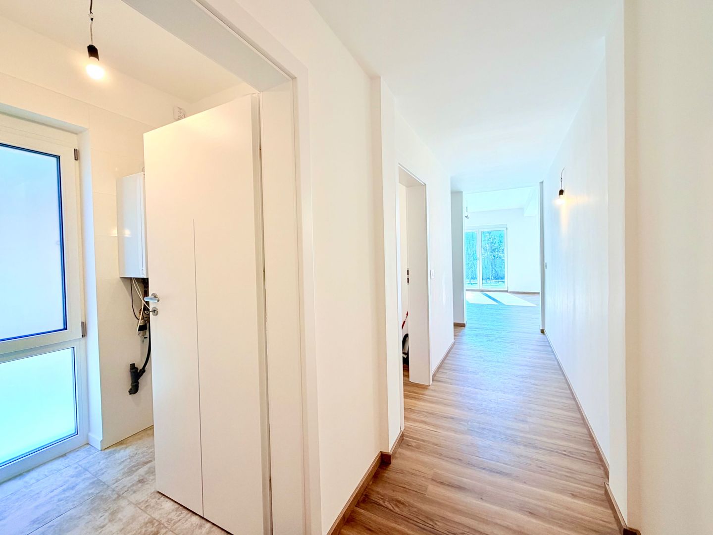 Casa parter prima închiriere – liniste si acces rapid spre centru - Poză 6