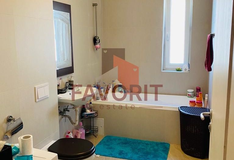 2 camere | centrala proprie | mobilat si utilat | loc parcare | zona excelenta | - Poză 8