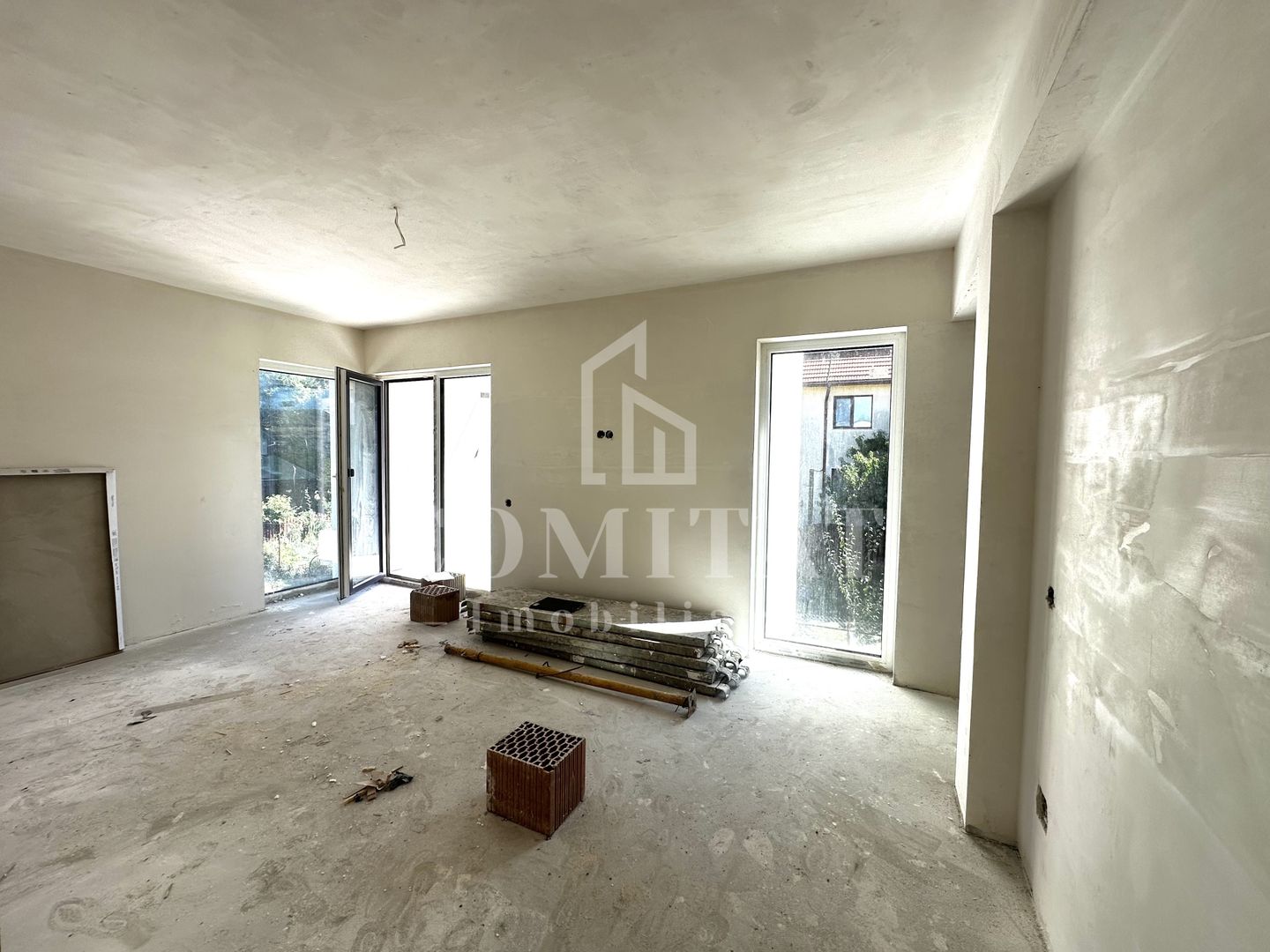Duplex | Zona str Florilor-Floresti | 2 Locuri de parcare - Poză 10