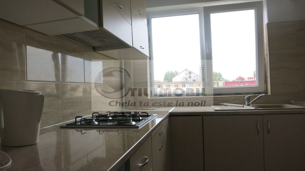 Apartament 3 camere Podu Ros - 450 euro - Poză 9