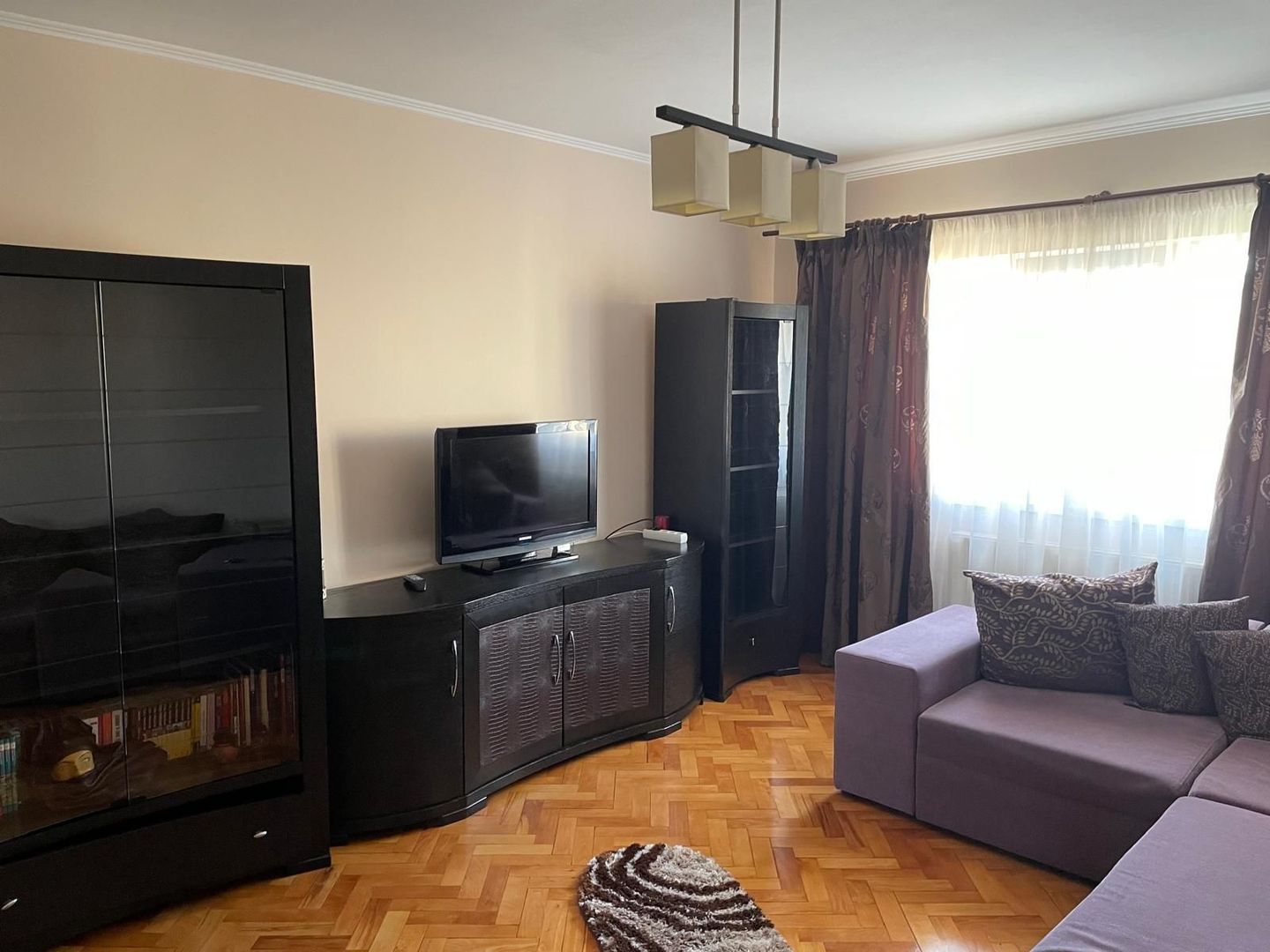| Apartament cu 3 camere de vanzare | Decomandat | Cartierul Marasti | - Poză 1
