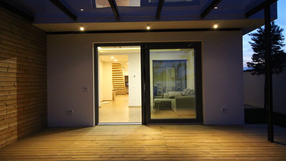 Un camin diferit , gandit pentru nevoile tale. - Poză 6