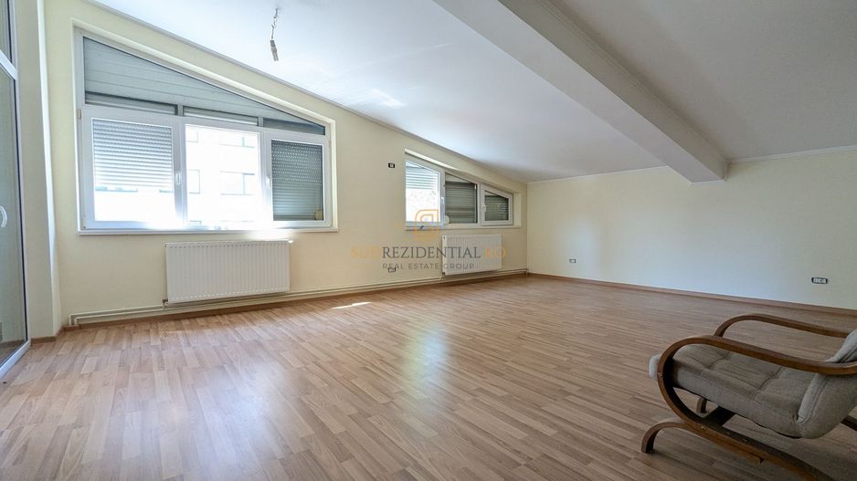 Vila de inchiriat in zona Berceni-Grand Arena, P+1+M, 1500 mp teren - Poză 24