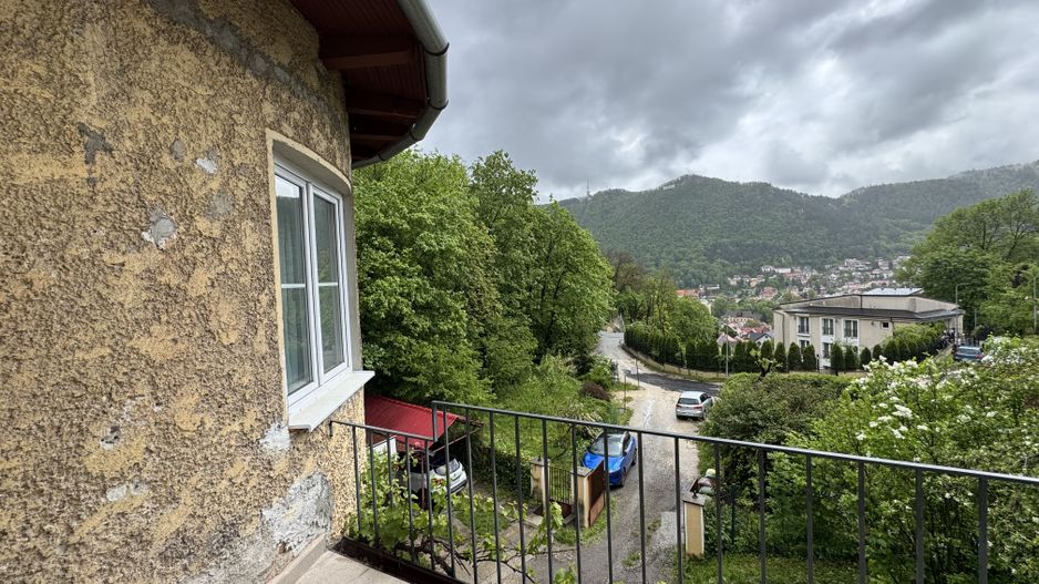 Apartament cu vedere spre Tâmpa, liniște și natură, în Centrul Istoric al Brașov - Poză 20