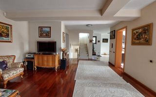 Casă cu 5 camere. de vânzare in Floresti, zona Parcului Poligon. - Poză 3