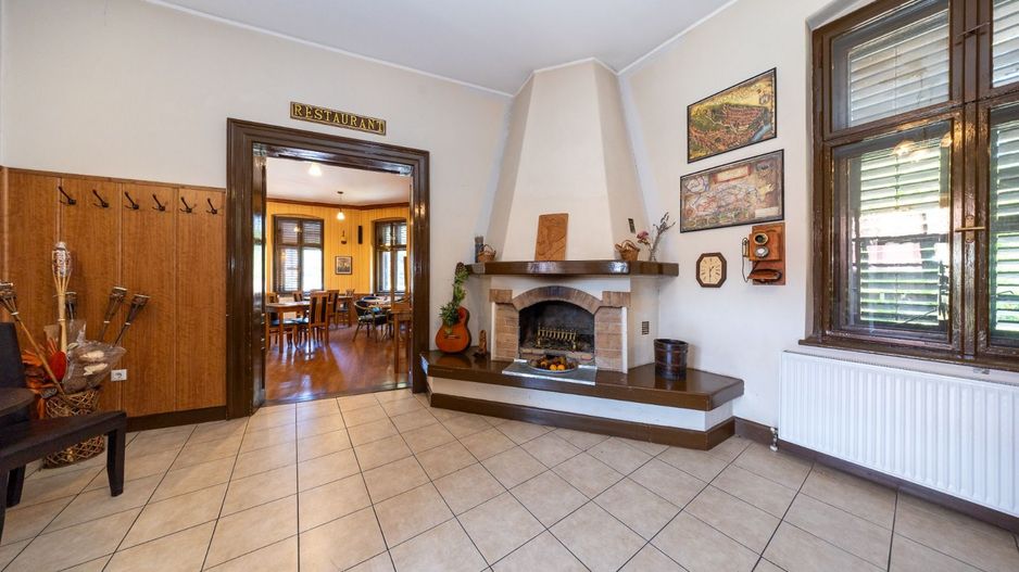 Proprietate turistică în centrul Cristianului 760 mp, teren 1.700 mp - Poză 12