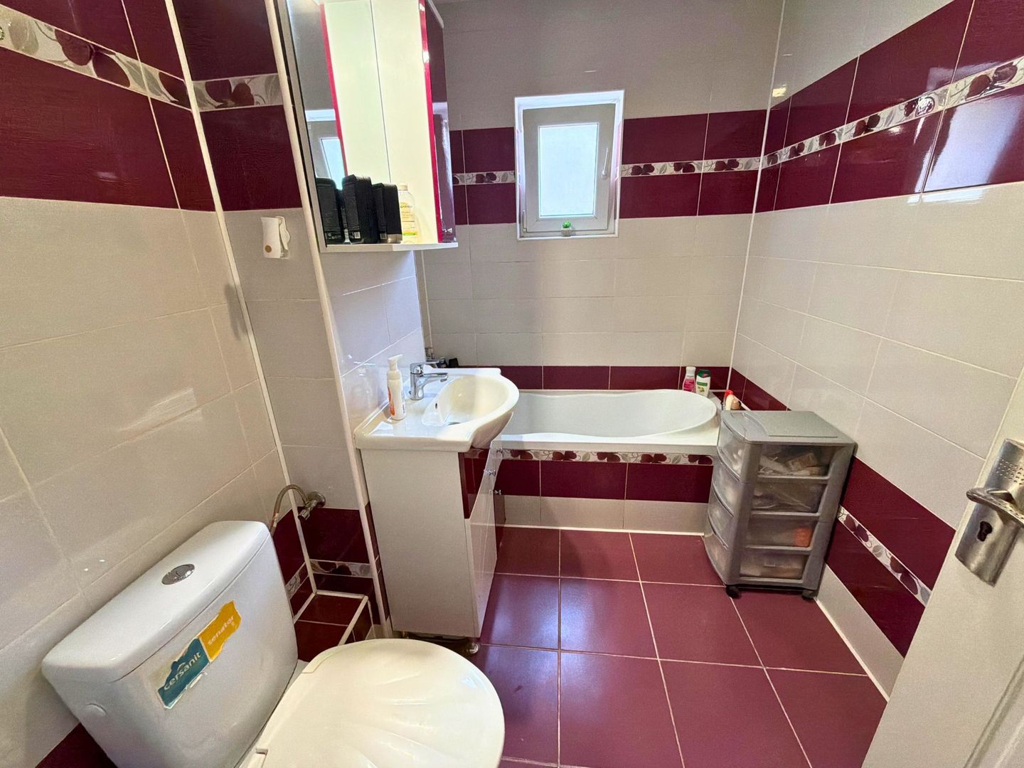 Apartament 2 camere decomandat 50 M²  semicentral - Poză 9