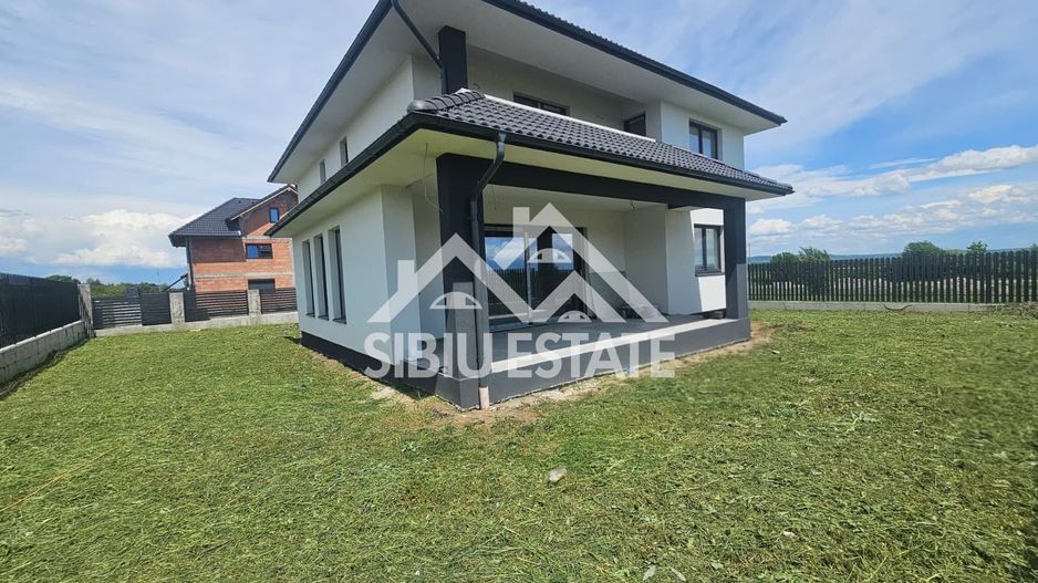 Casa noua cu pivnita, terasa, carport - Poză 2
