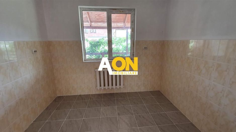 1/2 Duplex, 4 camere, garaj, 175 mp teren, Cetate - Poză 7